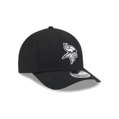 Minnesota Vikings Black & White 9FORTY M-Crown A-Frame Snapback Hat