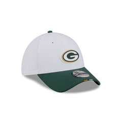 Green Bay Packers 2025 Training 39THIRTY Stretch Fit Hat