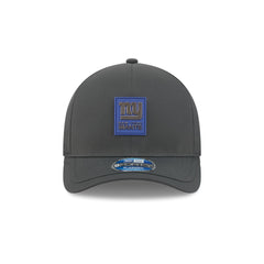New York Giants 2025 Sideline Cold Weather Steel Clouds 9FORTY M-Crown Snapback Hat