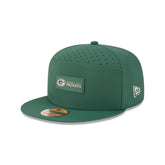 Green Bay Packers 2025 Sideline Hot Weather Split Panel 9FIFTY Snapback Hat