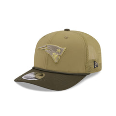 New England Patriots 2025 Salute to Service 9SEVENTY Trucker Hat