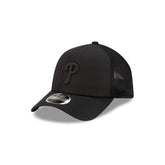 Philadelphia Phillies 2026 Batting Practice Black 9FORTY APEX Trucker Hat