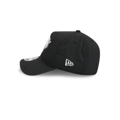 New York Knicks Black 9FORTY APEX Snapback Hat