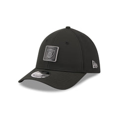 Las Vegas Raiders 2026 Training Black 39THIRTY M-Crown Stretch-Fit Hat