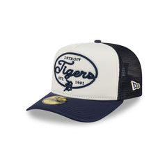 Detroit Tigers Chrome 59FIFTY Fitted Trucker Hat
