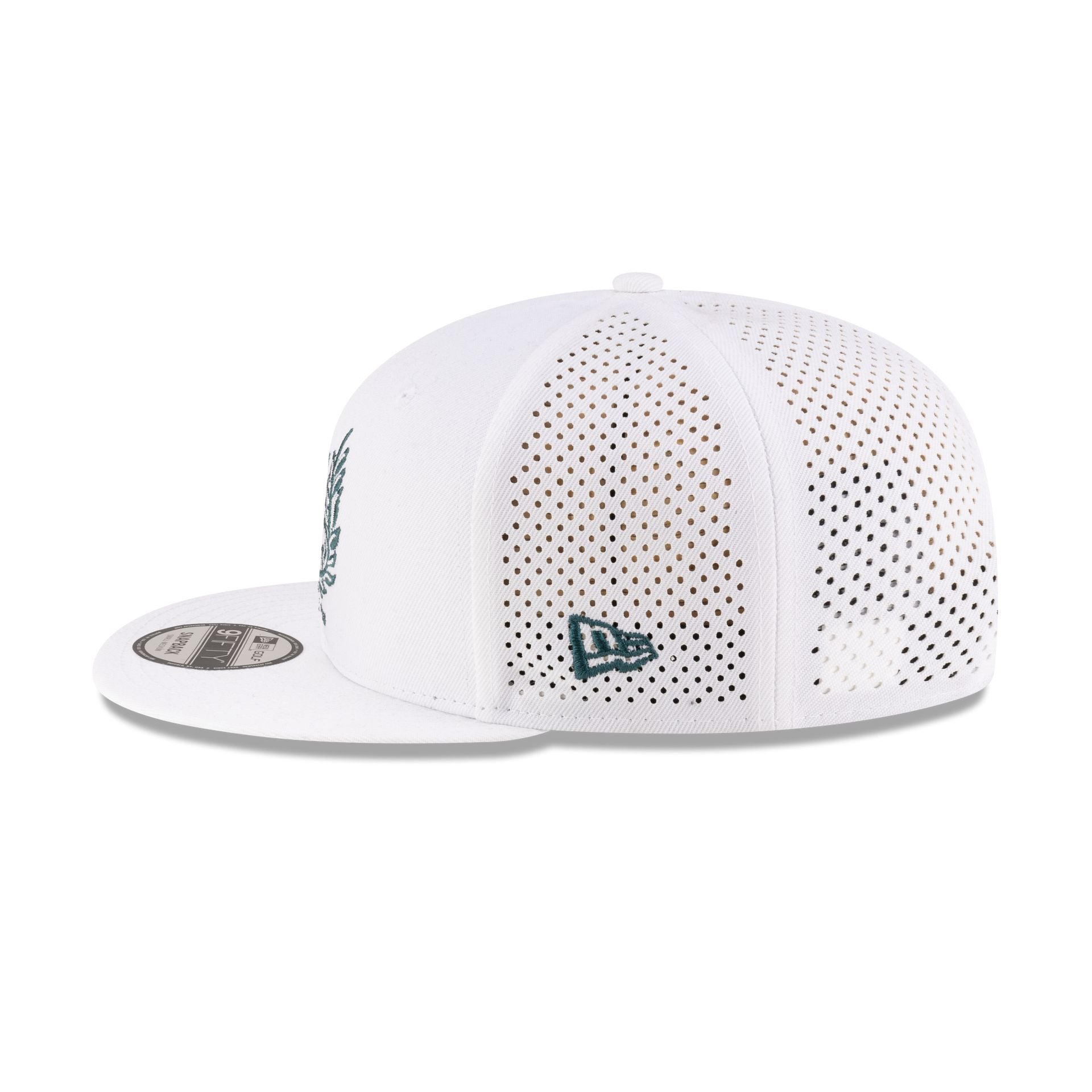 New Era Cap Laurel Wreath White 9FIFTY Snapback Hat