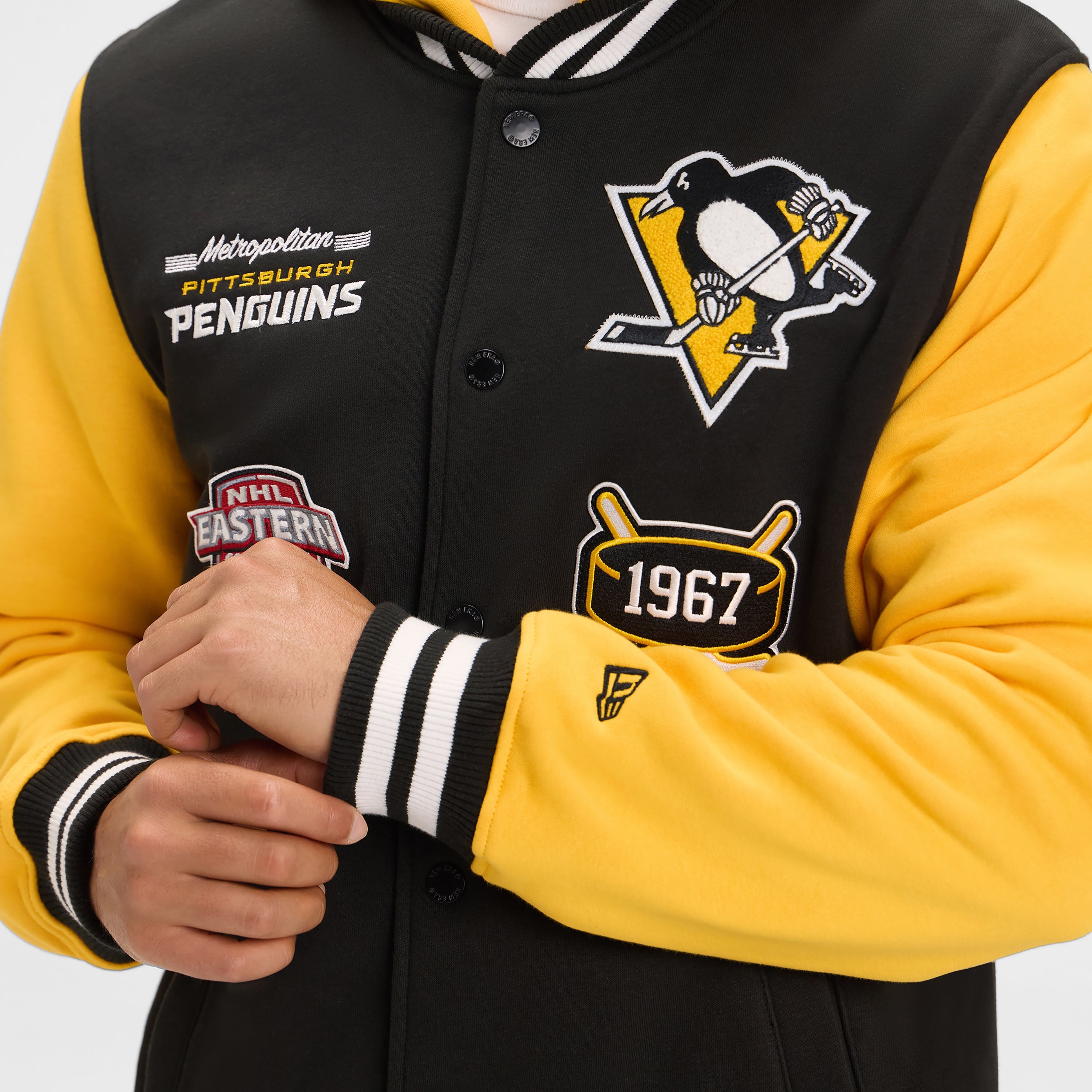 Philadelphia Flyers Throwback Black Jacket