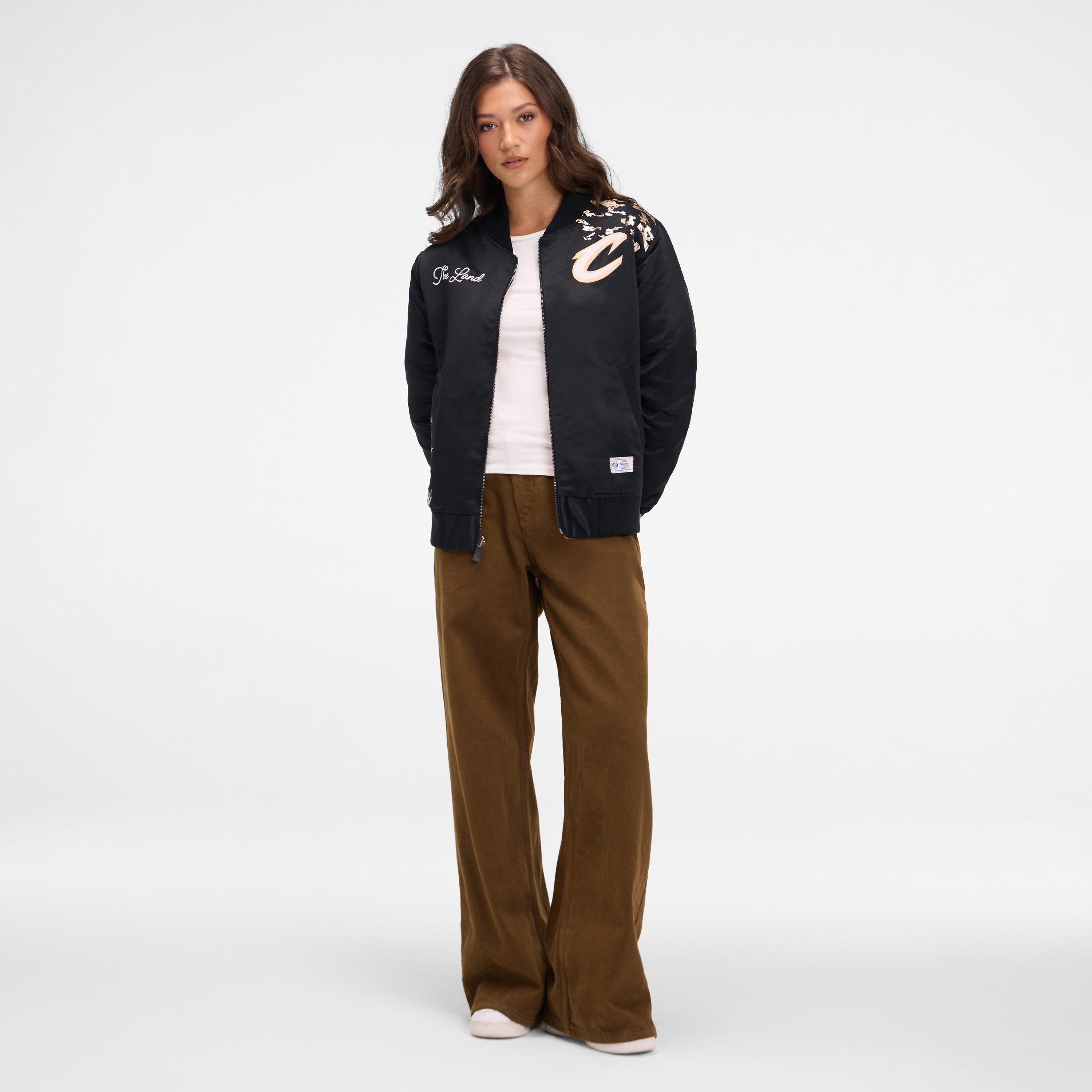 New York Knicks 2025 City Edition Women's Black Jacket
