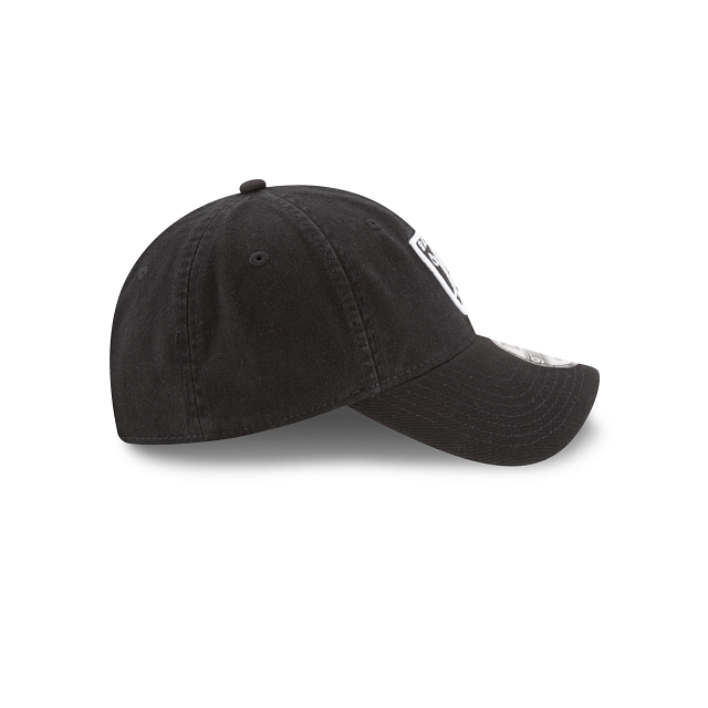 Las Vegas Raiders Core Classic Black 9TWENTY Adjustable Hat