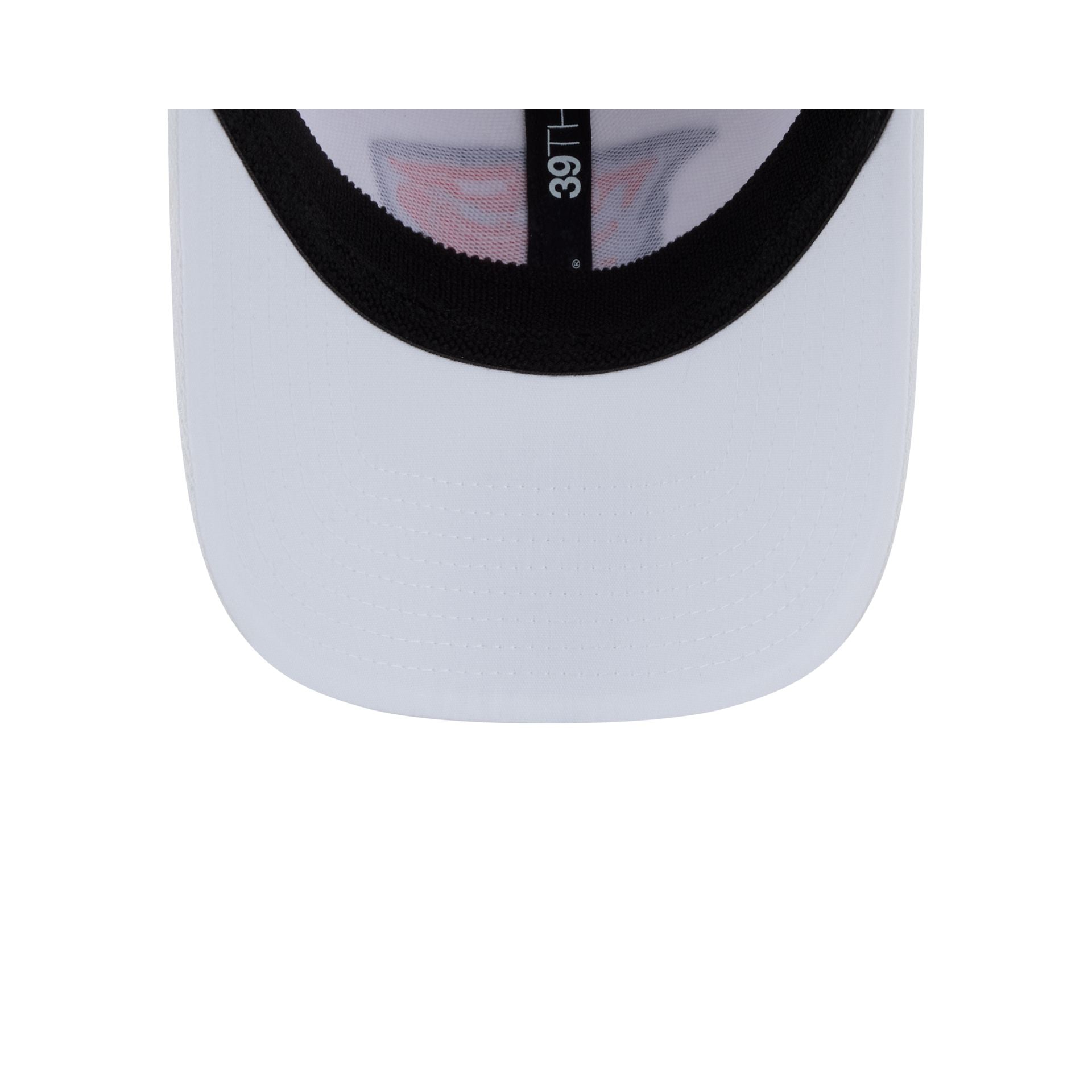 Oregon State Beavers Optic White 39THIRTY Stretch Fit Hat