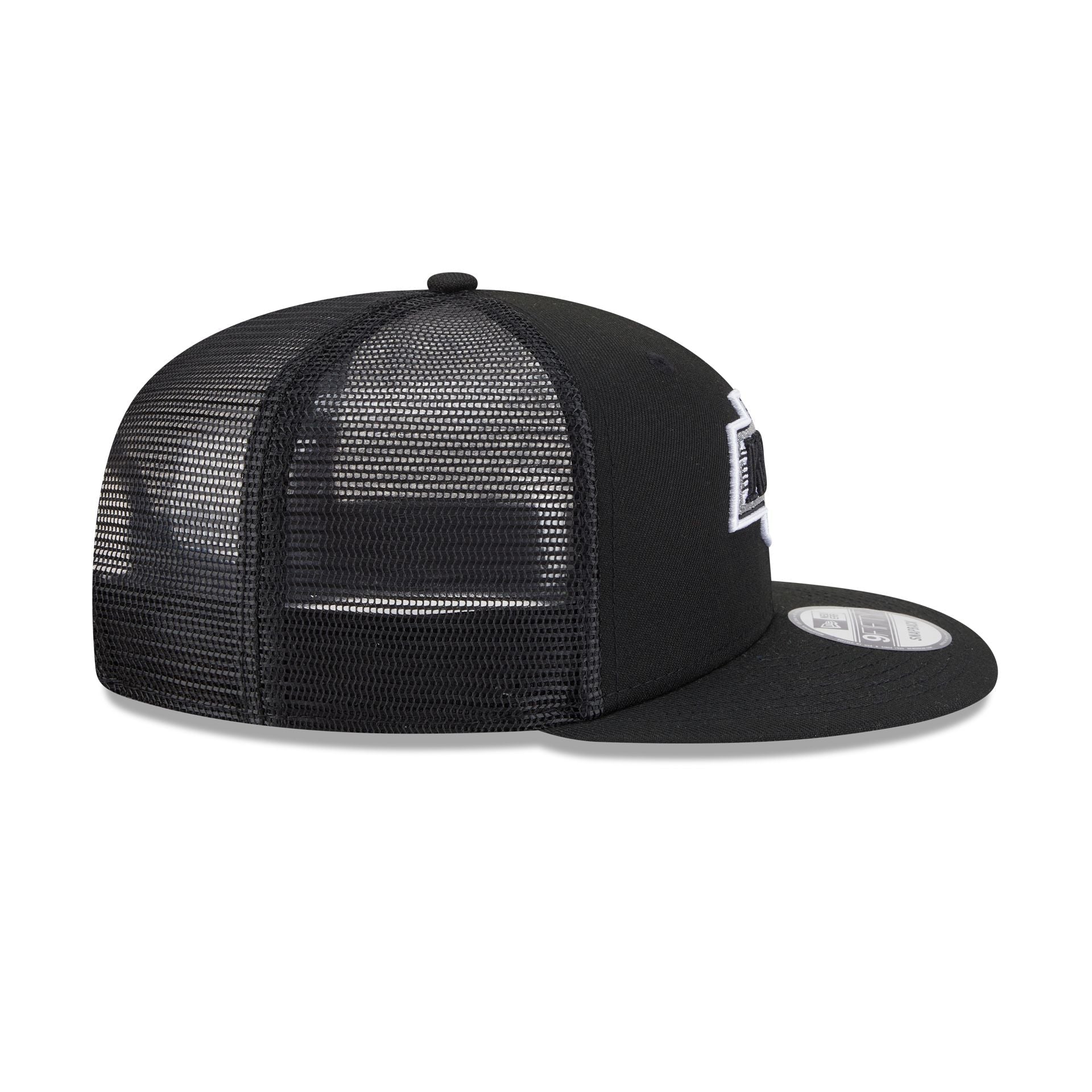 Los Angeles Kings Team Tag 9FIFTY Trucker Hat