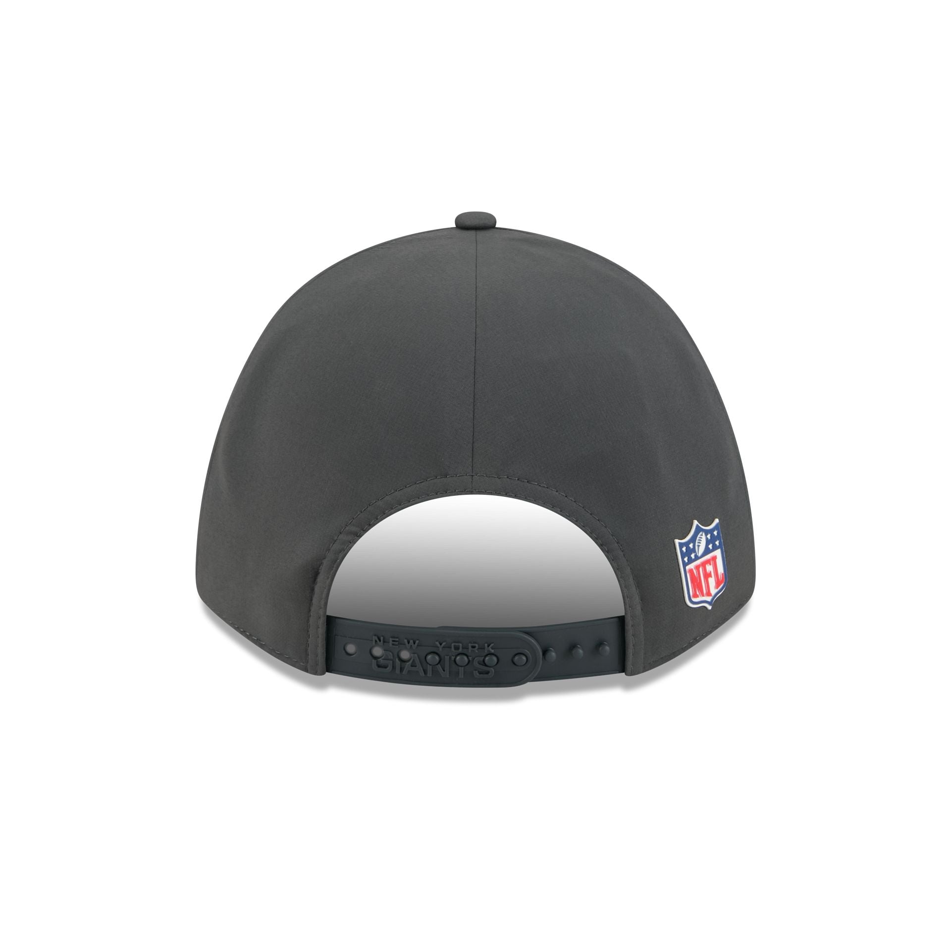 New York Giants 2025 Sideline Cold Weather Steel Clouds 9FORTY M-Crown Snapback Hat