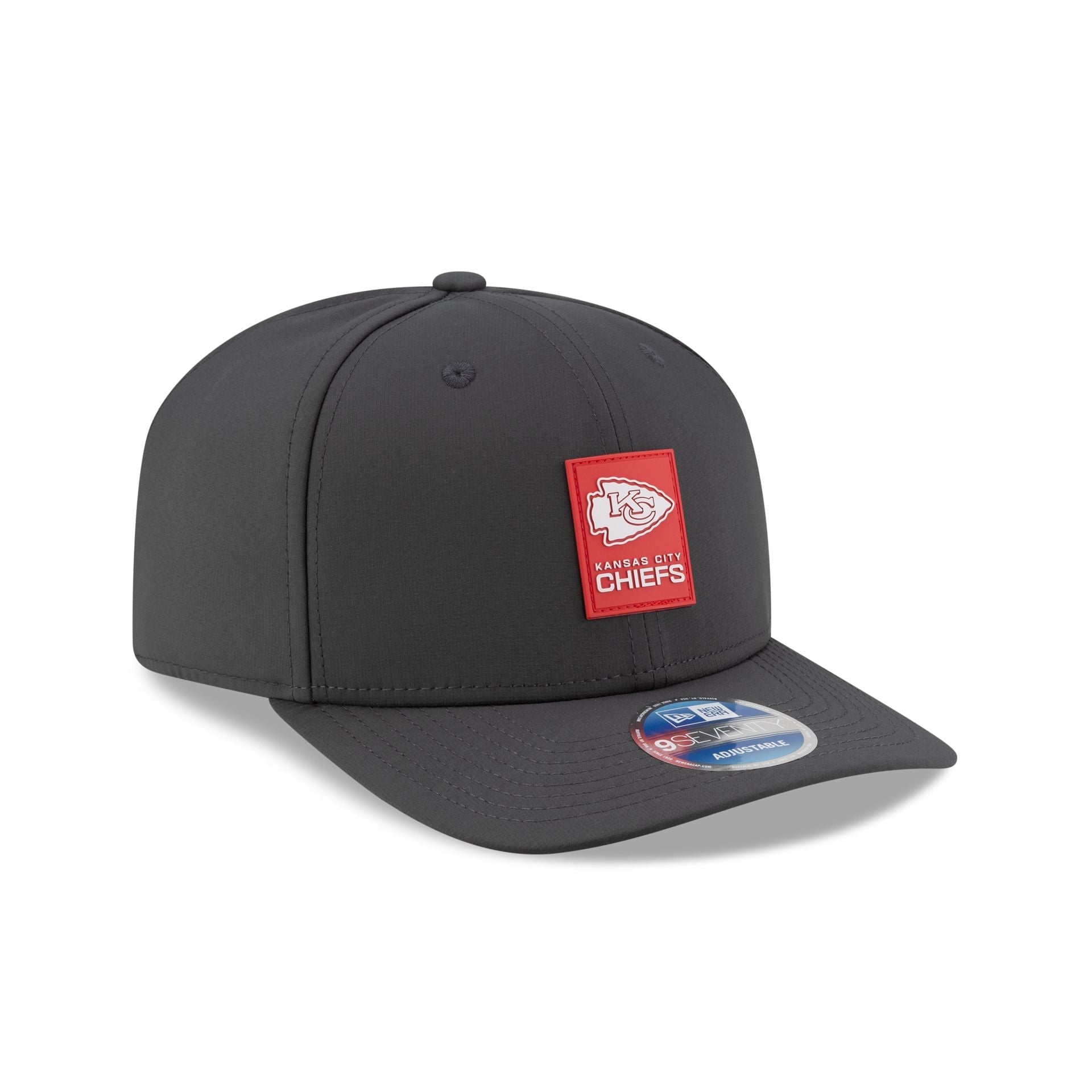 Kansas City Chiefs 2025 Sideline Cold Weather Steel Clouds 9SEVENTY Stretch-Snap Hat