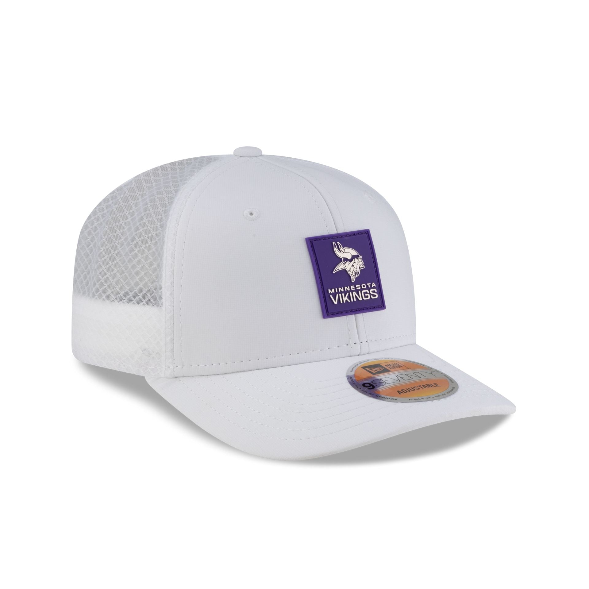 Minnesota Vikings 2025 Sideline Hot Weather White 9SEVENTY Trucker Hat