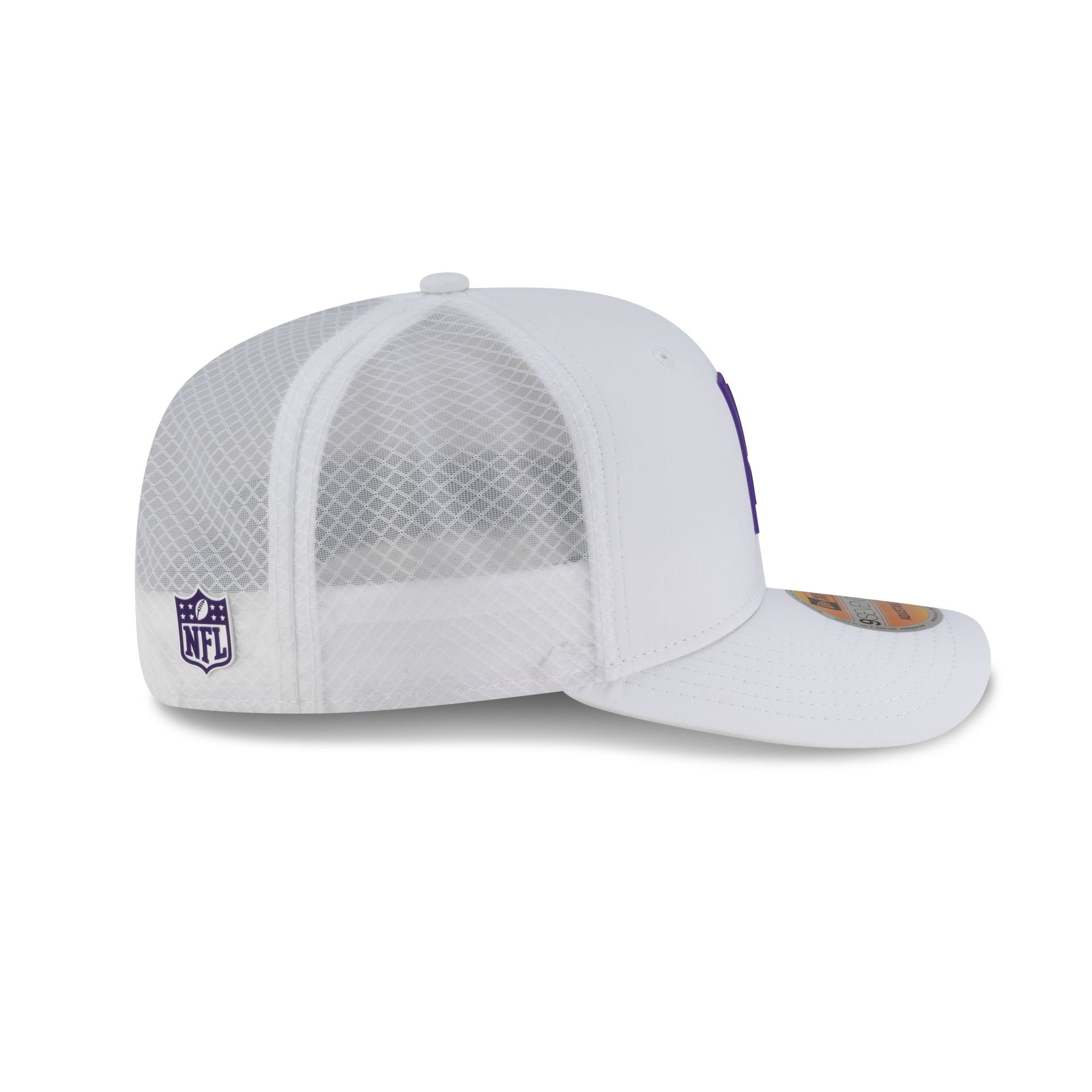 Minnesota Vikings 2025 Sideline Hot Weather White 9SEVENTY Trucker Hat
