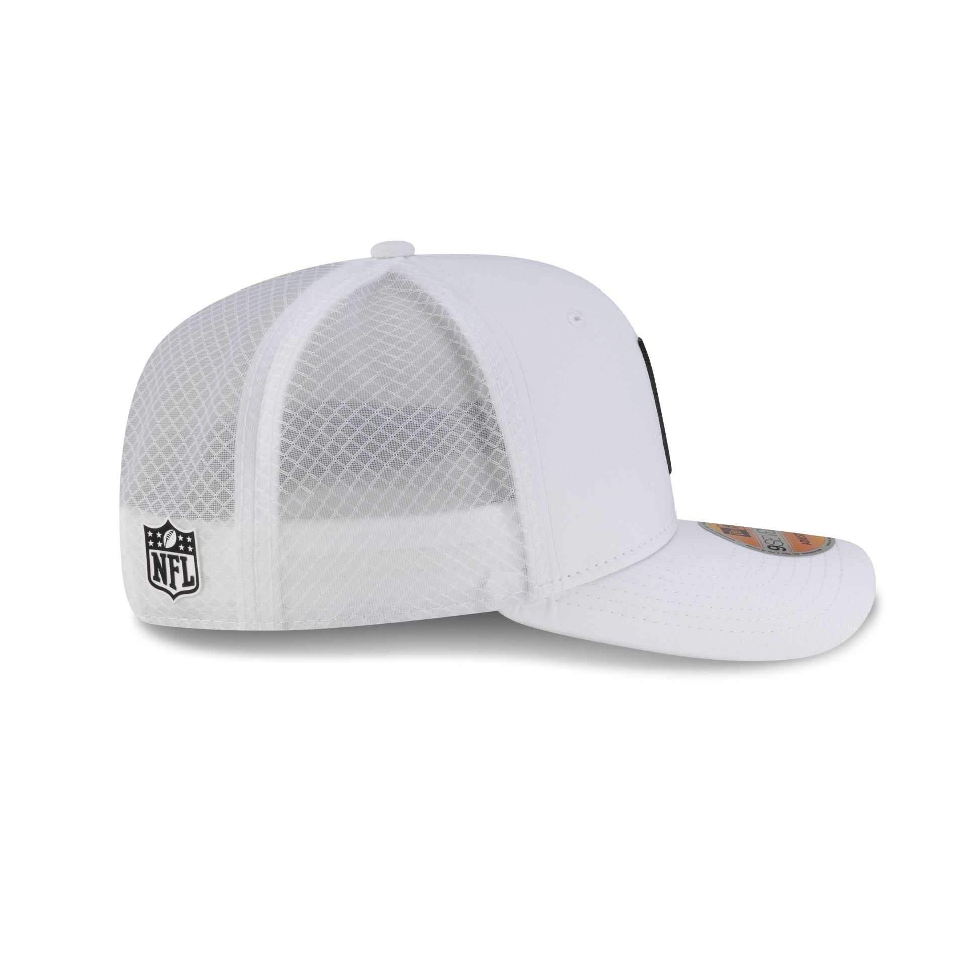 Pittsburgh Steelers 2025 Sideline Hot Weather White 9SEVENTY Trucker Hat