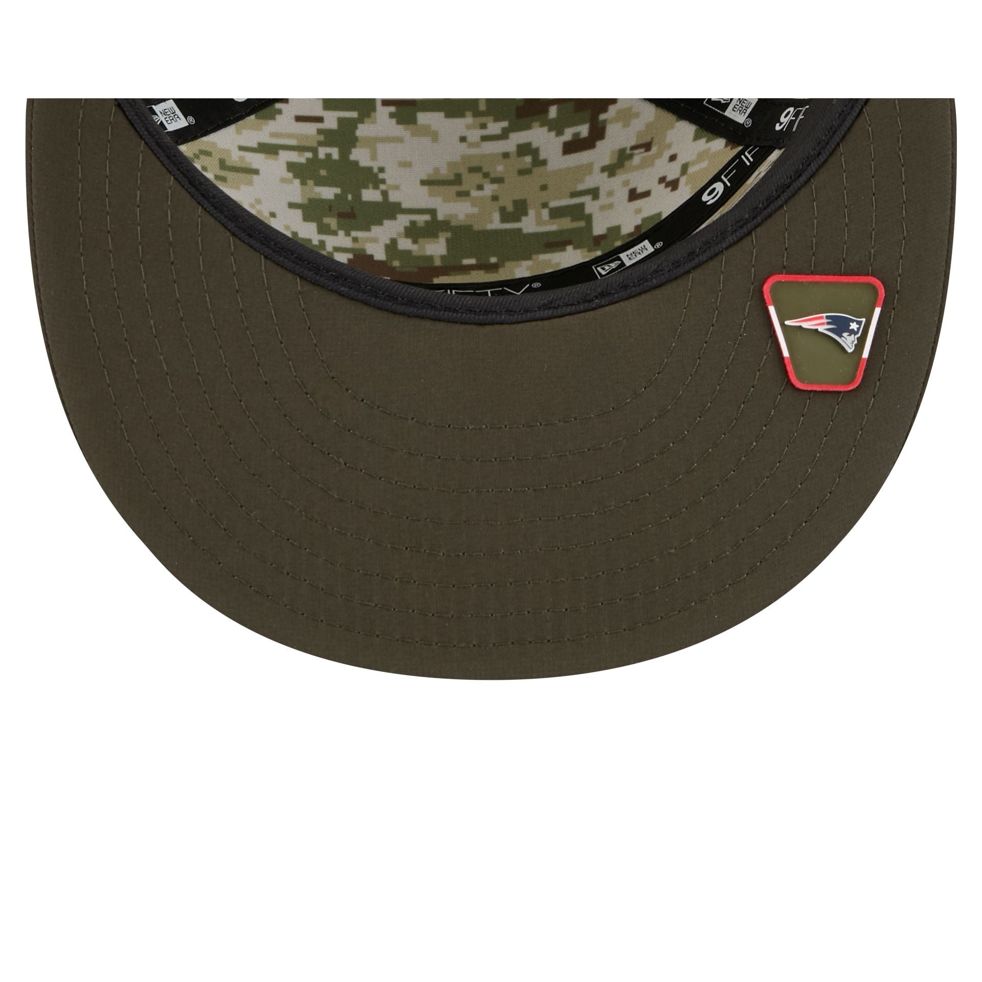 New England Patriots 2025 Salute to Service Split Panel 9FIFTY Trucker Hat
