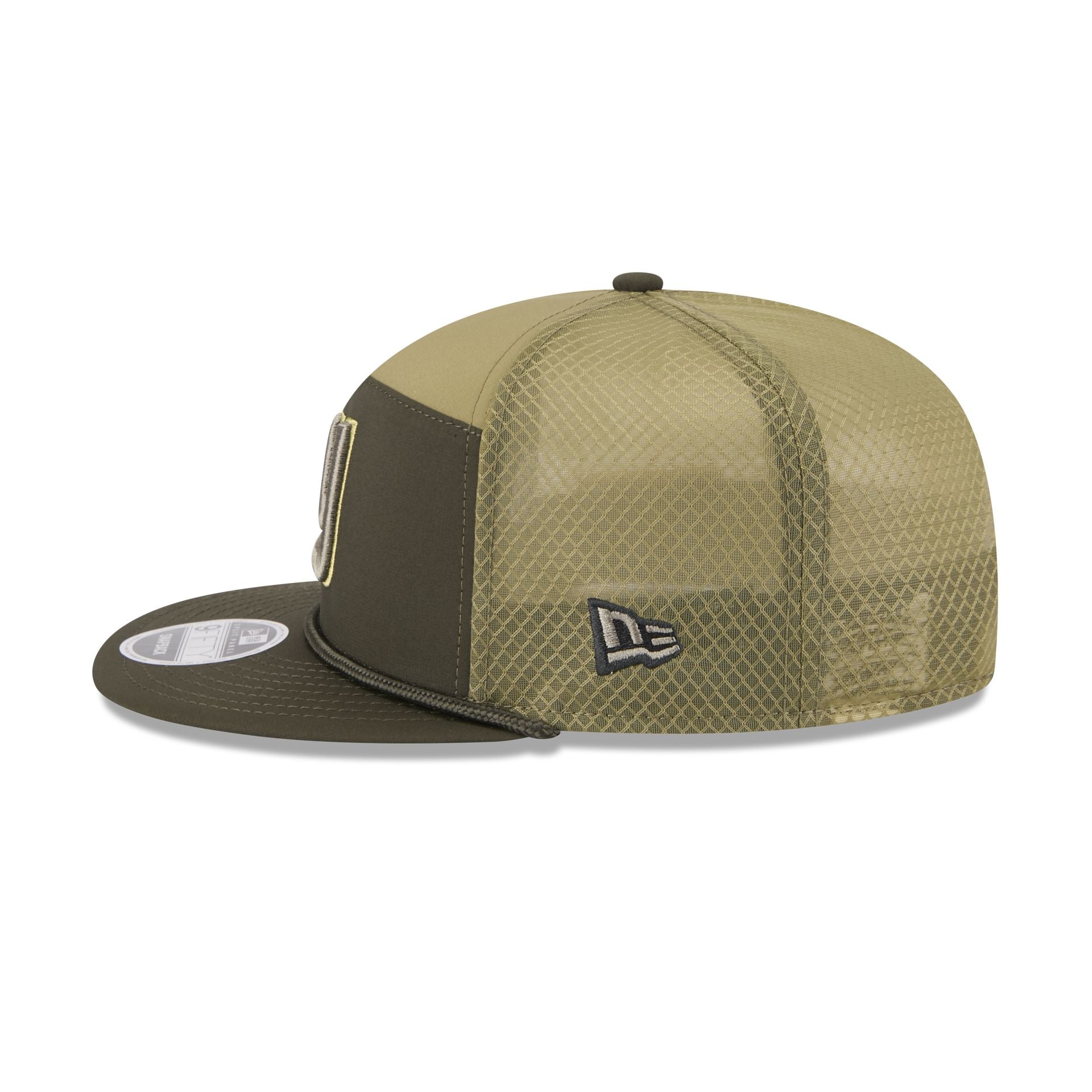 New York Giants 2025 Salute to Service Split Panel 9FIFTY Trucker Hat