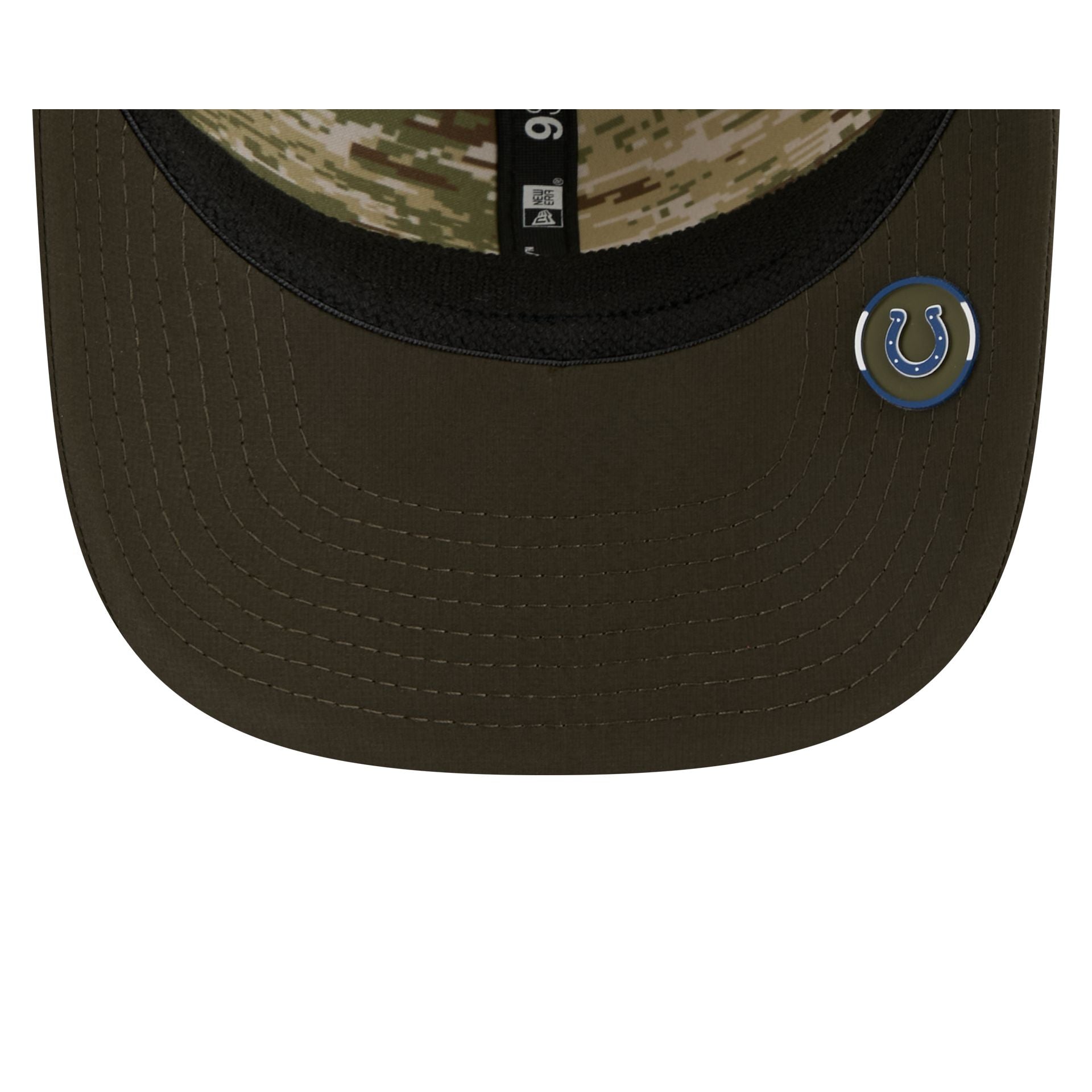 Indianapolis Colts 2025 Salute to Service 9SEVENTY Trucker Hat