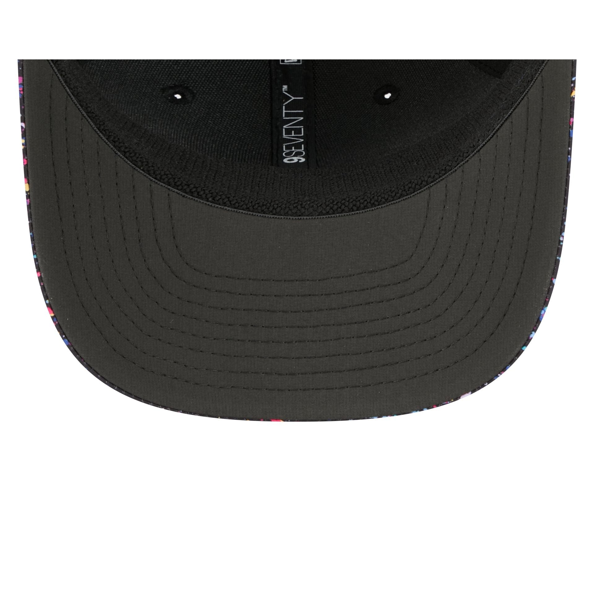 New England Patriots 2025 Crucial Catch 9SEVENTY Trucker Hat