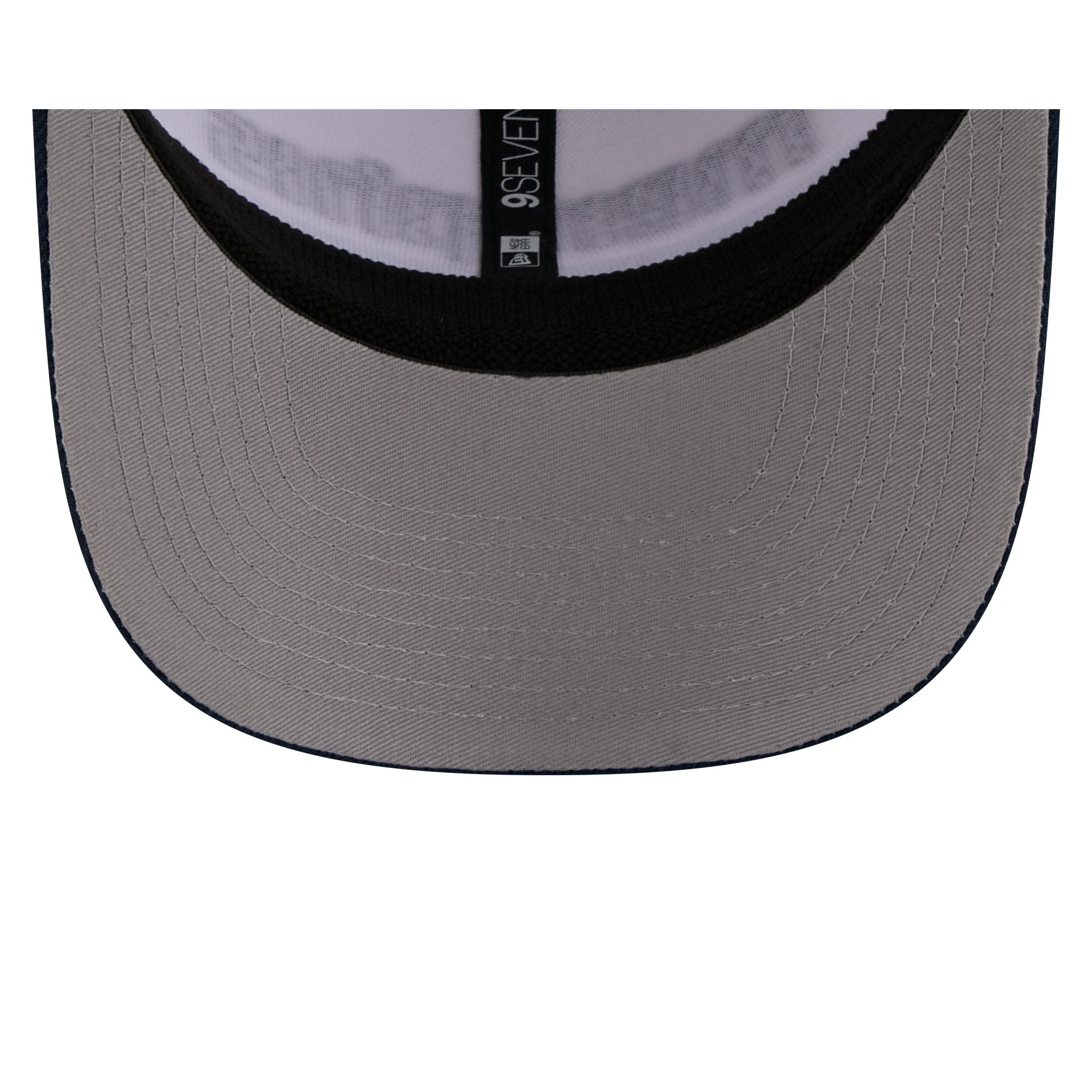 Memphis Grizzlies 2025 City Edition 9SEVENTY Stretch-Snap Hat