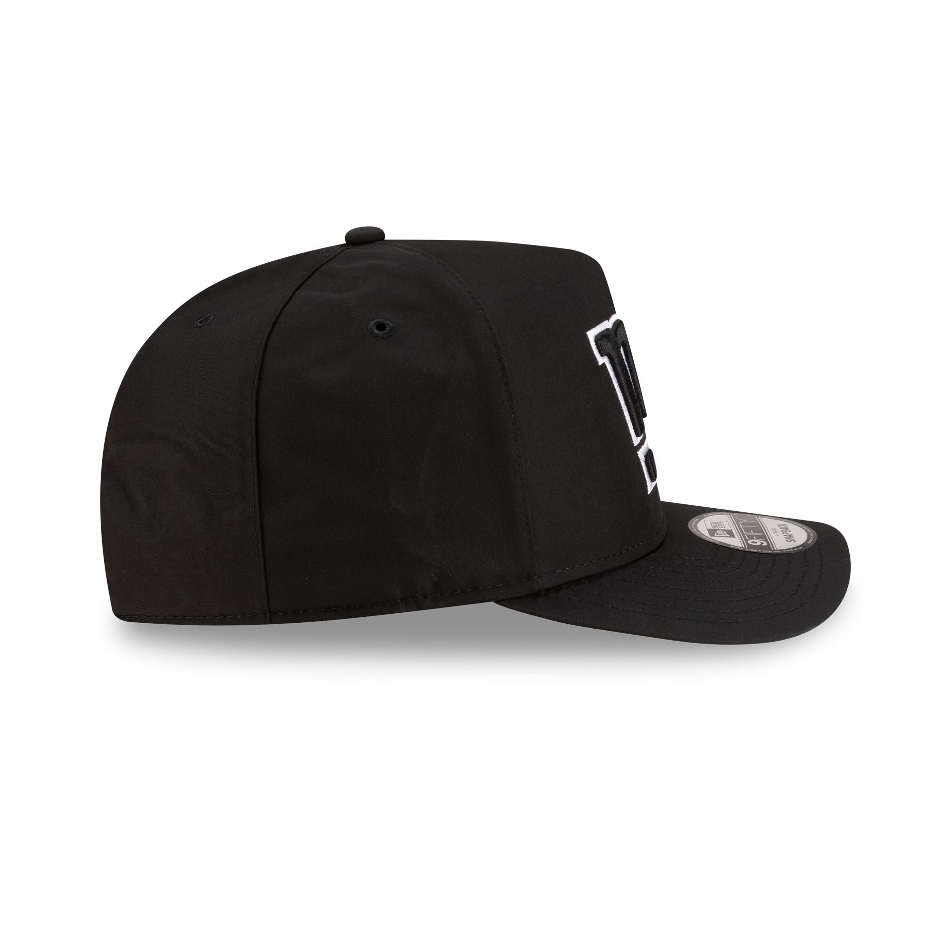 GORE-TEX x New York Giants Black 9FIFTY A-Frame Snapback Hat