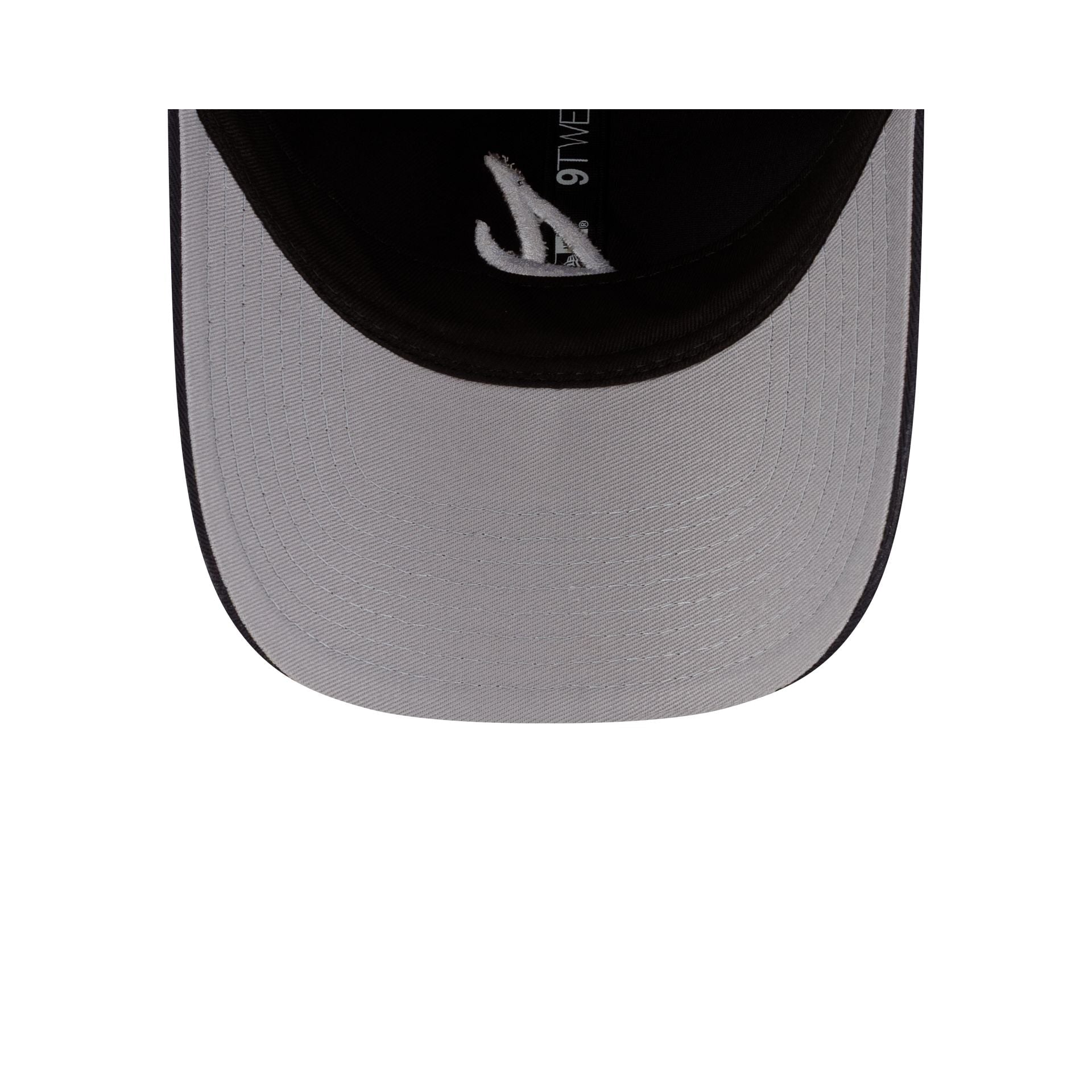 Hidden Pigeon x Atlanta Braves 9TWENTY Adjustable Hat
