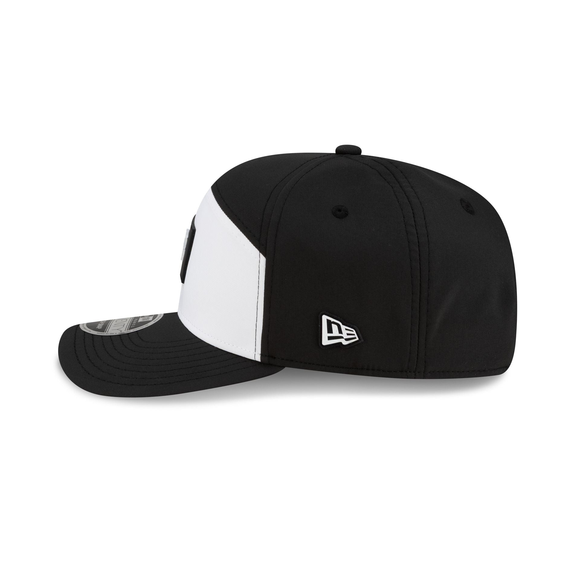 Pittsburgh Pirates 2026 Clubhouse Black & White Split Panel 9SEVENTY Stretch-Snap Hat