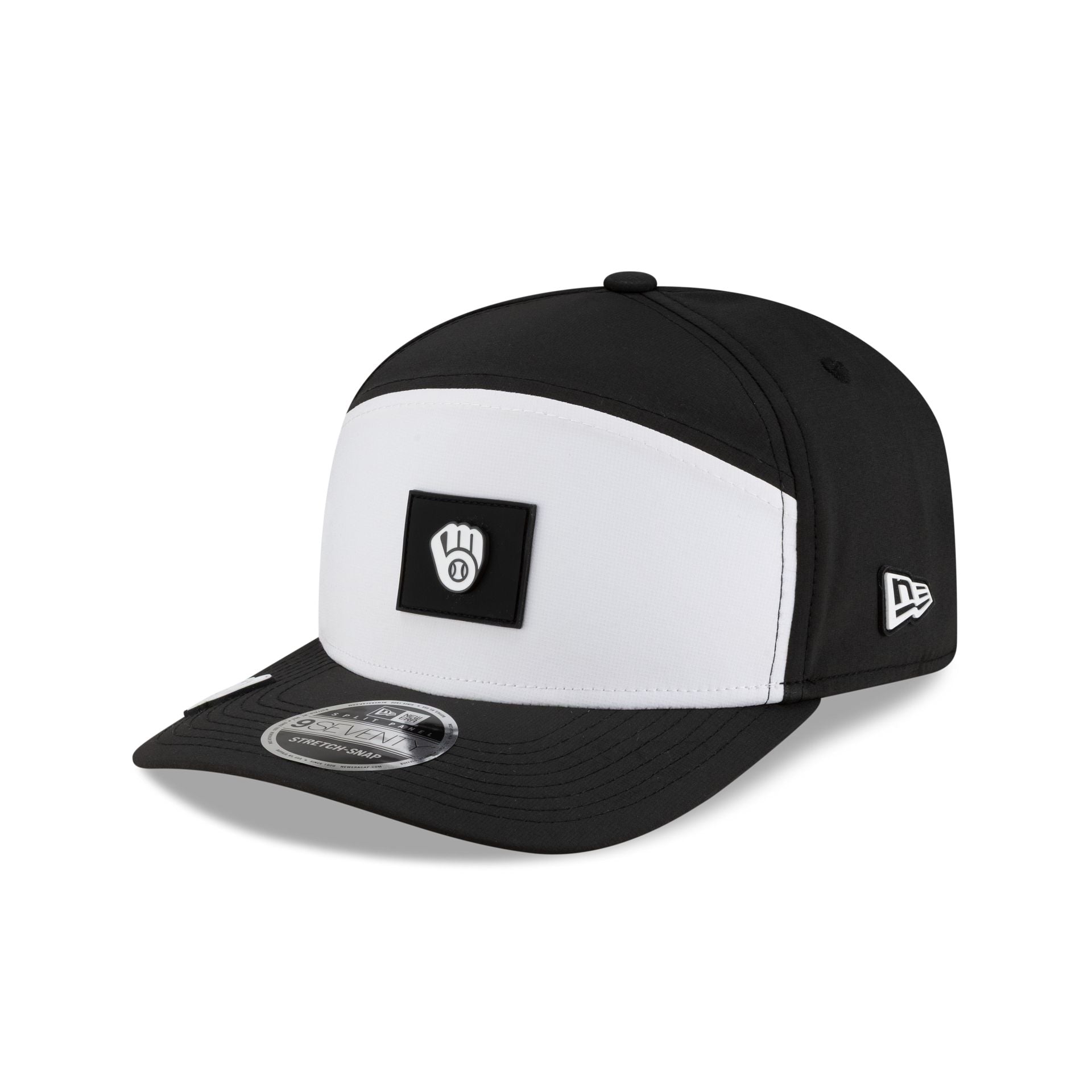 Milwaukee Brewers 2026 Clubhouse Black & White Split Panel 9SEVENTY Stretch-Snap Hat