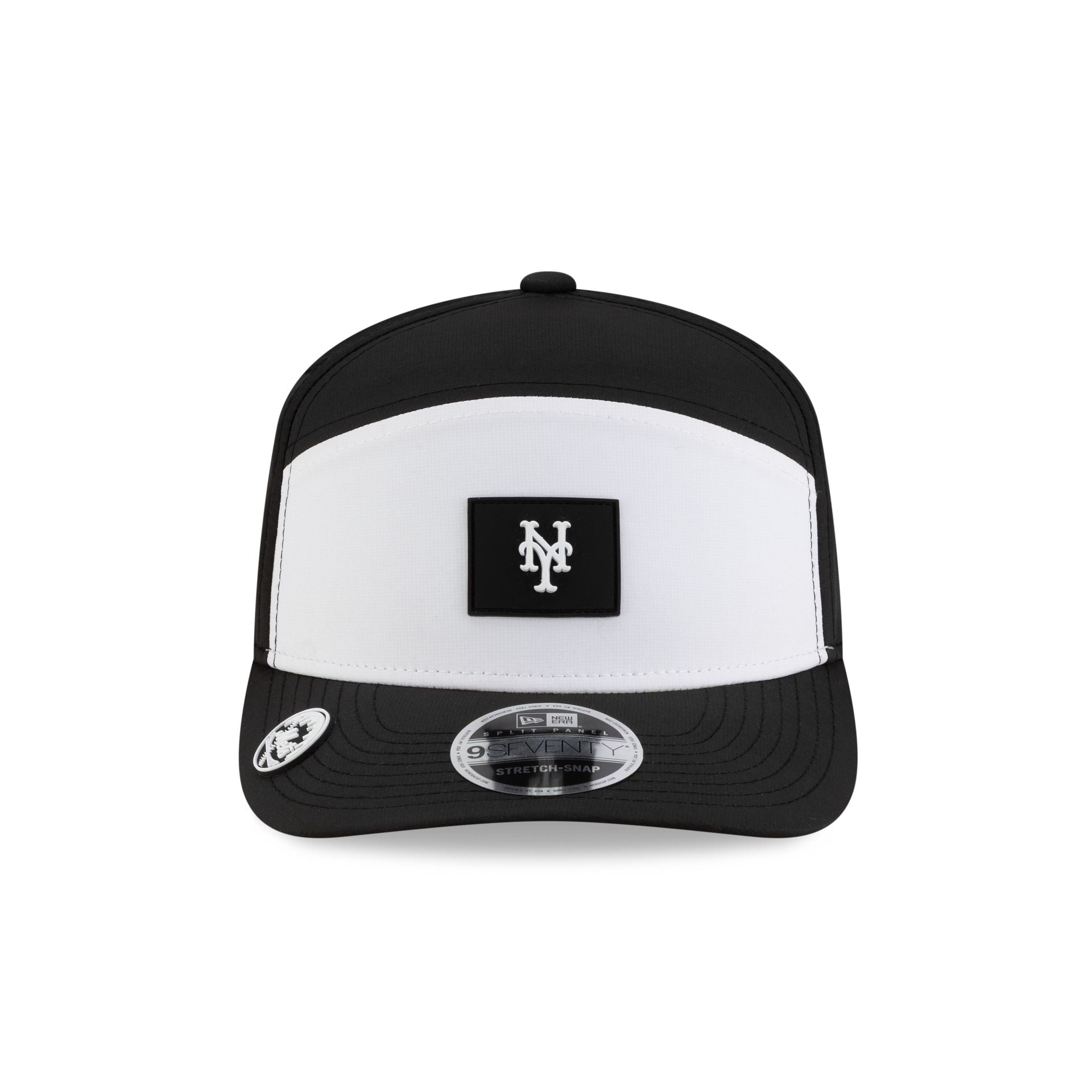 New York Mets 2026 Clubhouse Black & White Split Panel 9SEVENTY Stretch-Snap Hat
