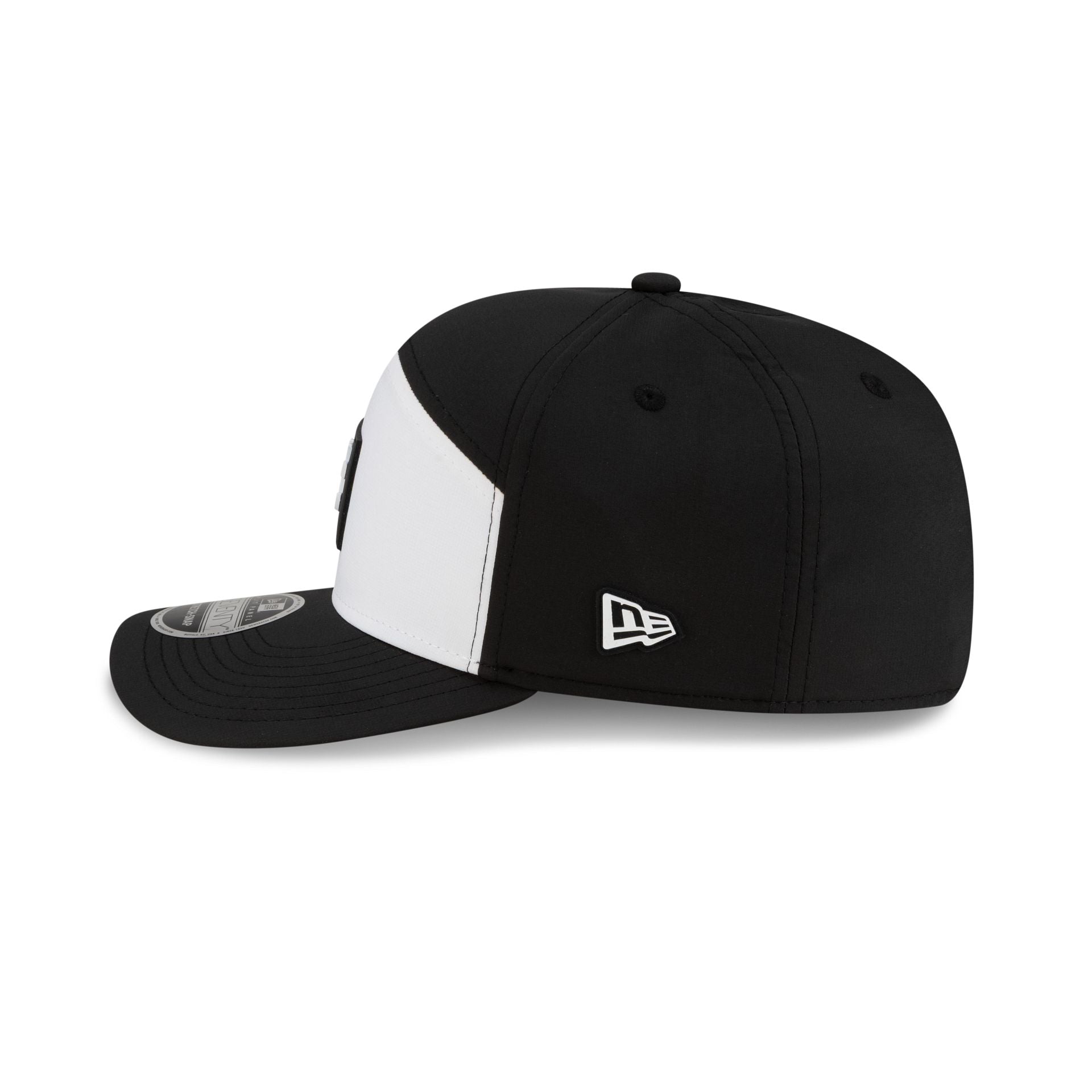 Kansas City Royals 2026 Clubhouse Black & White Split Panel 9SEVENTY Stretch-Snap Hat