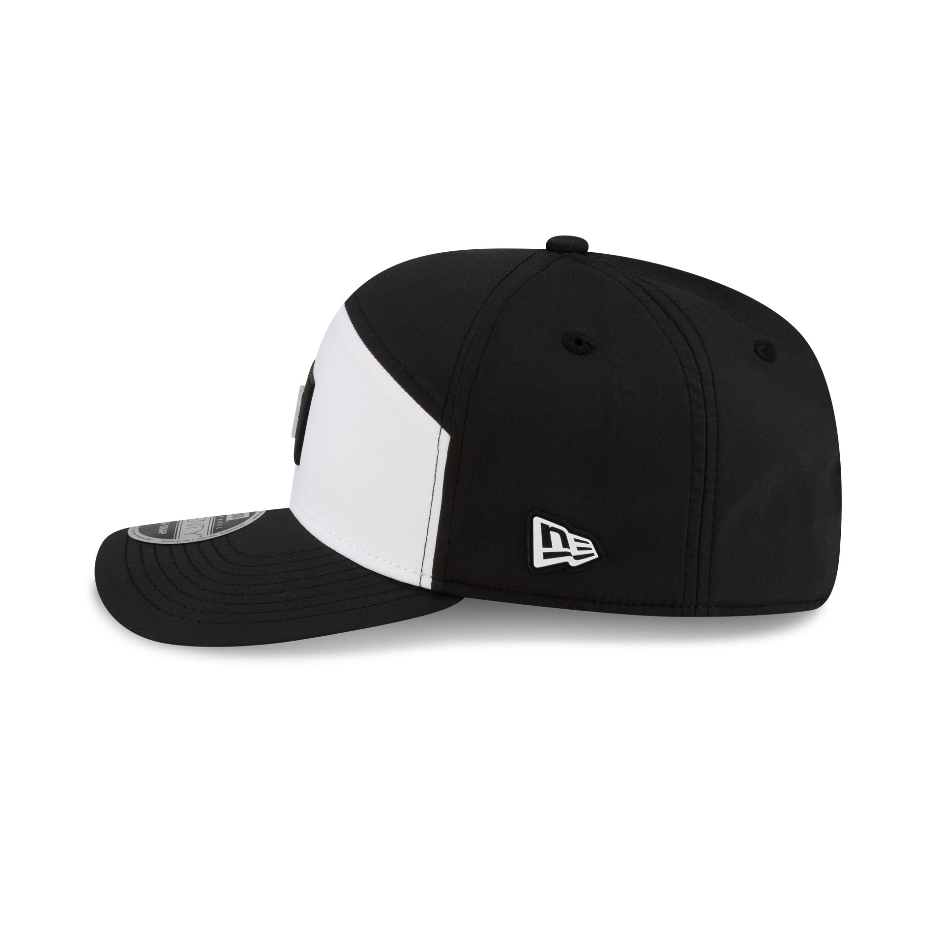 Los Angeles Angels 2026 Clubhouse Black & White Split Panel 9SEVENTY Stretch-Snap Hat