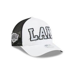 Los Angeles Kings Optic White Felt Logo Women's 9FORTY M-Crown A-Frame Trucker Hat