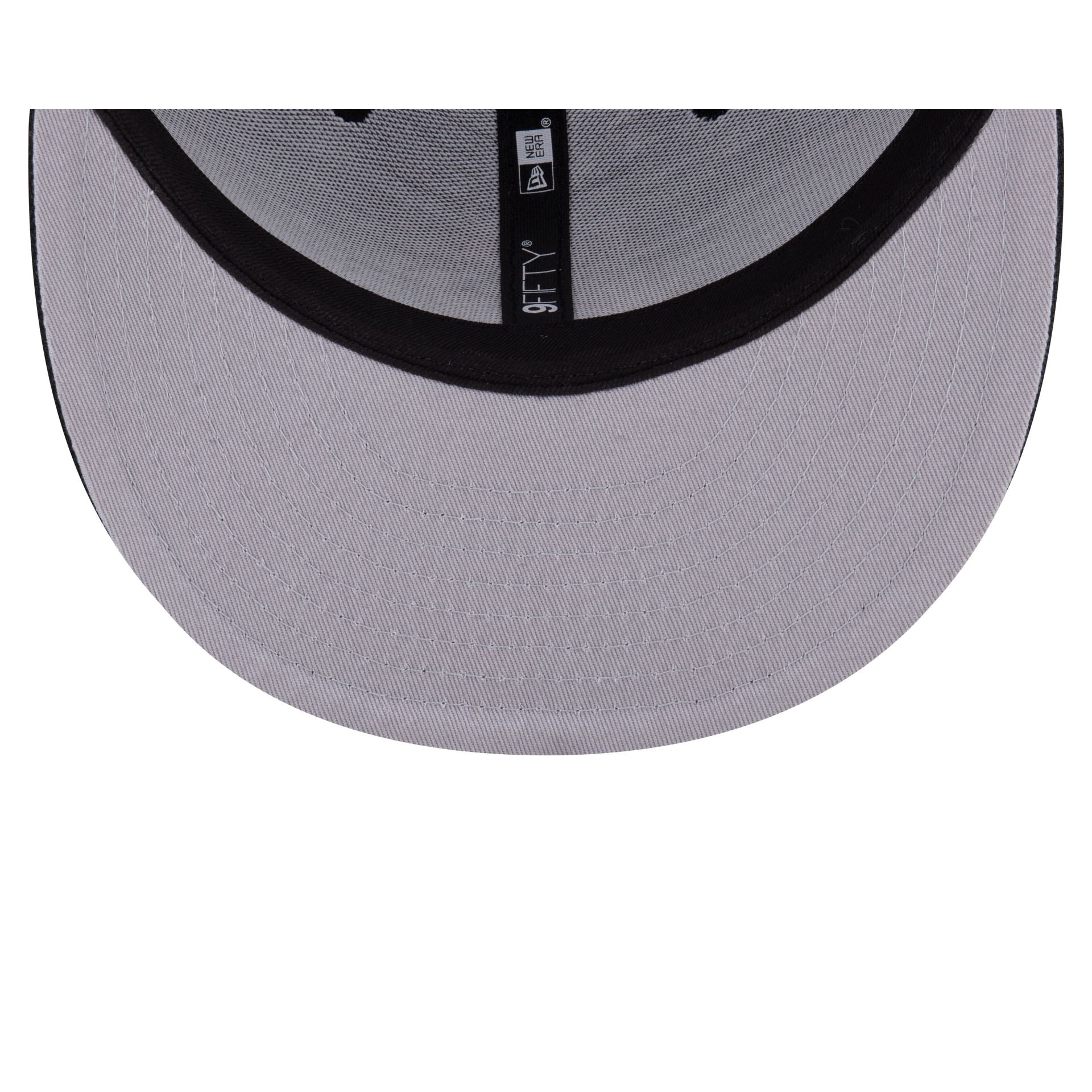 Looney Tunes Taz 9FIFTY Trucker Snapback Hat