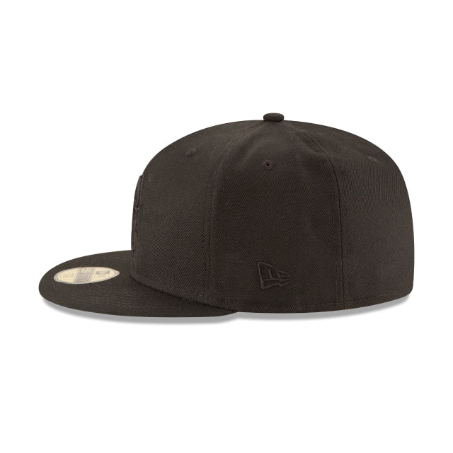 Minnesota Vikings Black On Black 59FIFTY Fitted Hat
